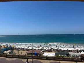 - Apartment Chalet Direct sea view 2 bed rooms Al Mamourah - Al ferdaws - شاليه بالمعمورة كبائن الفردوس مباشر على البحر فيو رائع